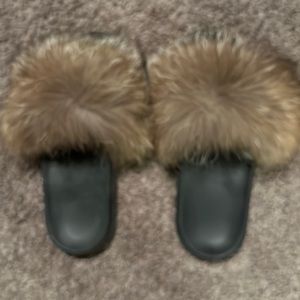 Fancy Fur slippers slides